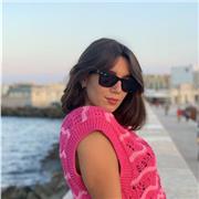 Laureanda in Medicina offre ripetizioni in inglese (munita di B2), scienze, letteratura e grammatica